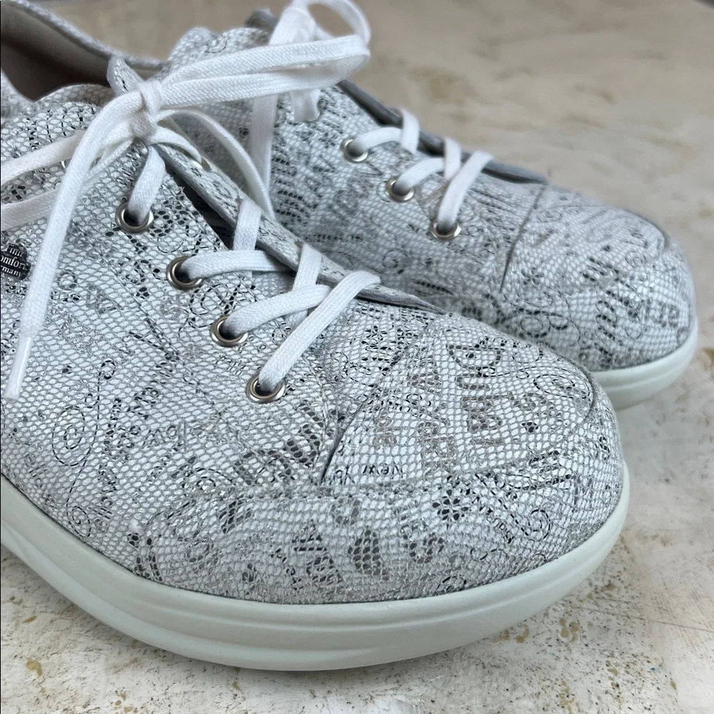 Finn Comfort Made in Germany Womens Ikebukuro Shoe - Words Bianco, Size 8 US - Picture 5 of 17